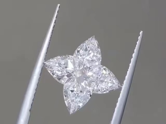 Λευκό Εργαστήριο Μεγάλωσαν Διαμάντια 4CT CVD LV Cut Loose Διαμάντι DEF VS1 Για διακόσμηση κοσμημάτων