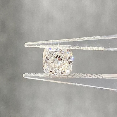 Επεκτεινόμενο μαξιλάρι 2.2ct F VS ως καλλιεργημένο μη επεξεργασμένο CVD Εργαστήριο καλλιεργημένο διαμάντι